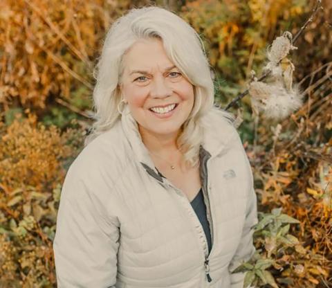 Sara Parker Pauley